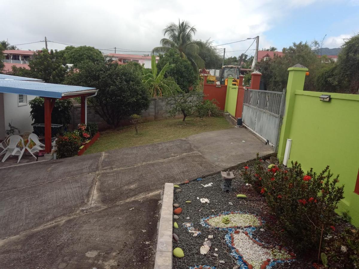 La Casa Binecha Avec Jacuzzi Villa Baillif Exteriör bild