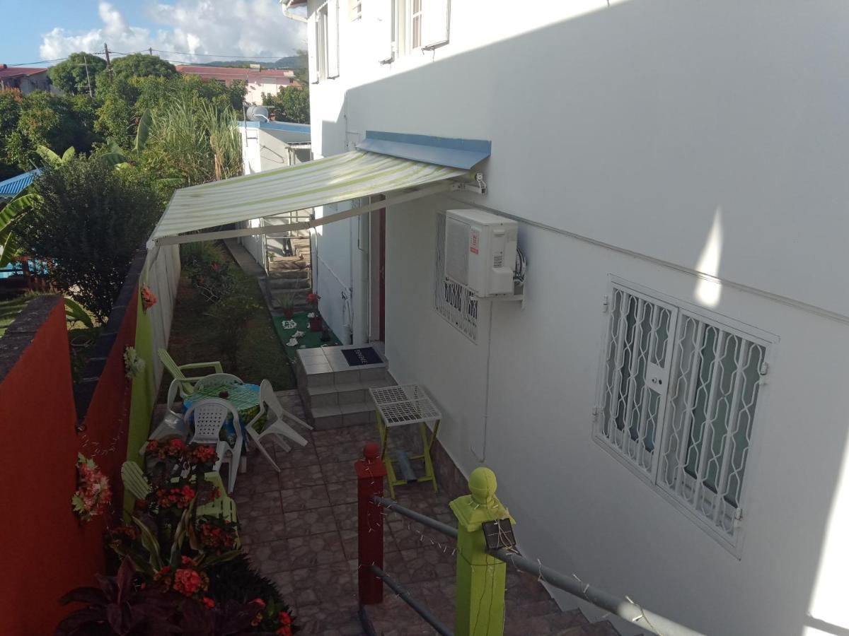 La Casa Binecha Avec Jacuzzi Villa Baillif Exteriör bild